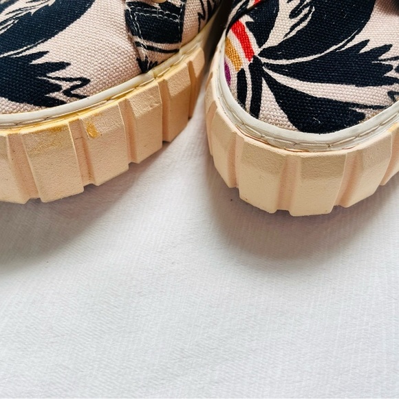 🎉HP🎉FARM Rio bird’s tropical women’s sneakers NWT 8.5 - Picture 5 of 7